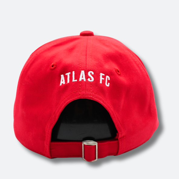 GORRA ATLAS FC EN COLOR ROJO CON ESCUDO BORDADO 2D