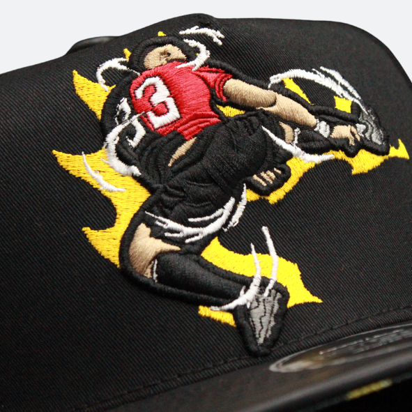 GORRA FLAT ICONICA JQ33