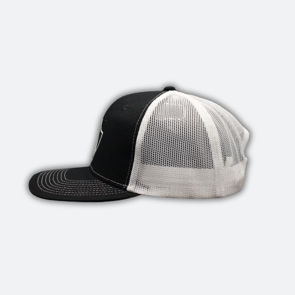 GORRA TRUCKER ATLAS FC ESCUDO MONOCROMÁTICO