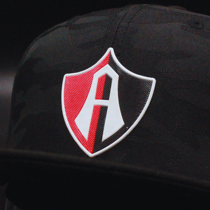 GORRA FLAT ESCUDO ATLAS FC CAMUFLAJE BLACK