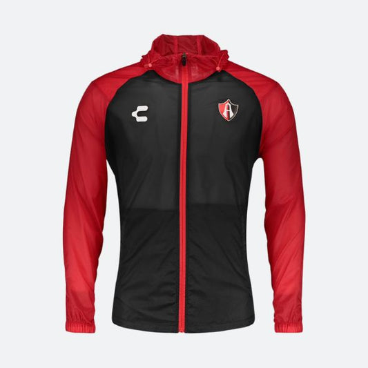 ROMPEVIENTOS CHARLY SPORT ENTRENAMIENTO ATLAS PARA HOMBRE 2021/22 EN COLOR ROJO/NEGRO